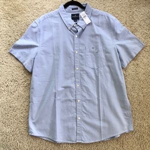 AE light blue short sleeve button-up shirt